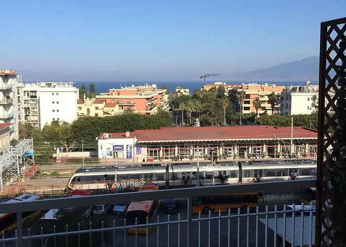 Alojamento de Acomodação e Pequeno-almoço Sirentum Sorrento