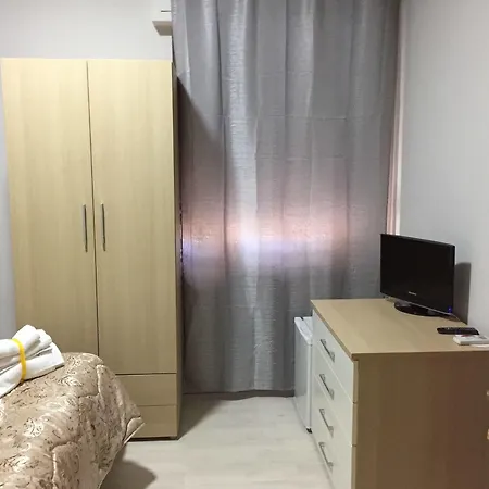 فندق مبيت وإفطار Sirentum 3*