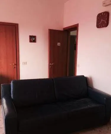 Sirentum فندق مبيت وإفطار 3*